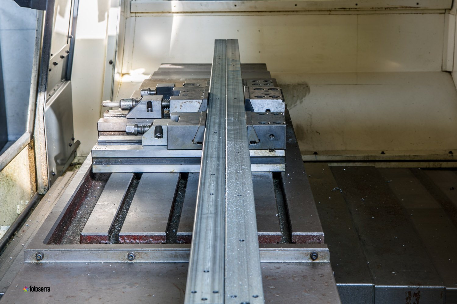 machine bar threading CNC